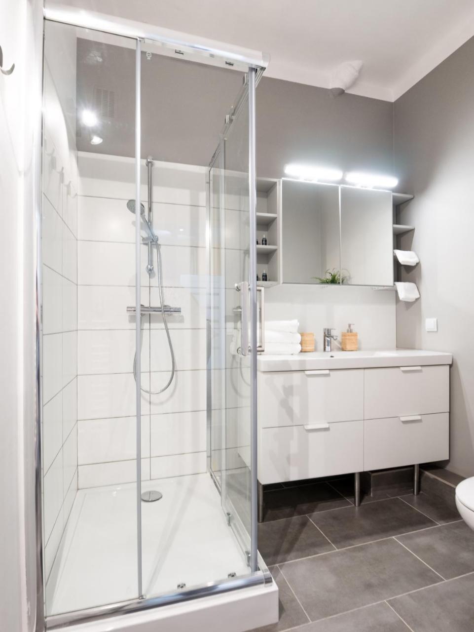 White Residence 4Rooms - City Center Warsaw Exterior photo